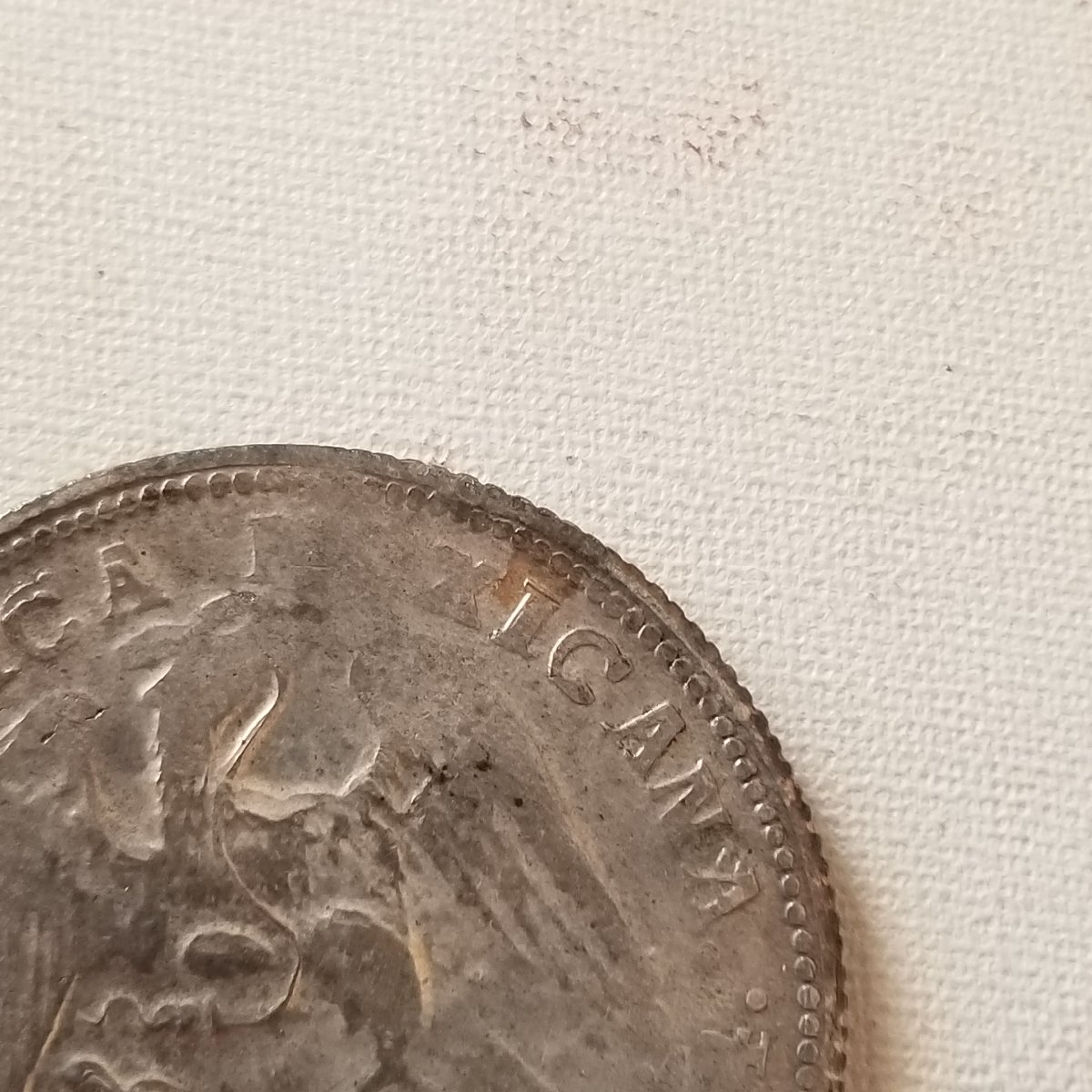 Mexican-Revolution-Gurrero-2-Peso-Showing-Gold